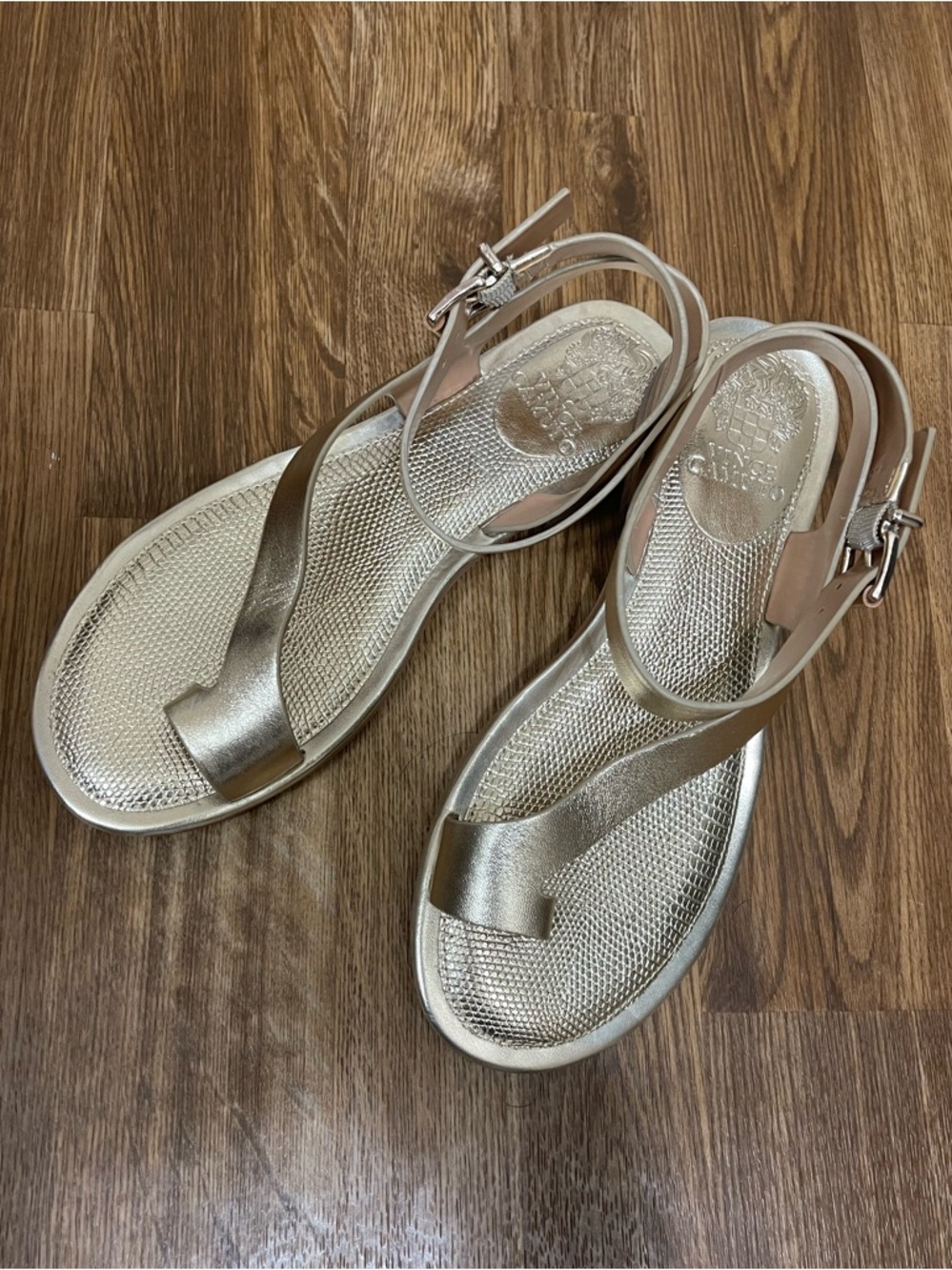 Vince Camuto Gold Liba Leather Sandals Ankle Strap NWOB Size 8